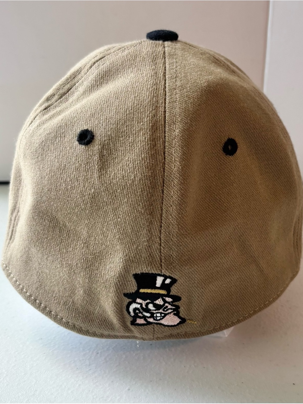 🎒BTS SALE📚 Wake Forest Demon Deacons WF Stretch Fit Hat Top Of The World One F - Picture 2 of 11